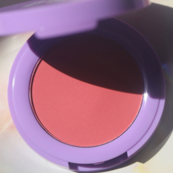 Half Caked In Bloom Blush and Duo Fiber Brush Set in shade Freshly Squeezed - Picture 2 of 12